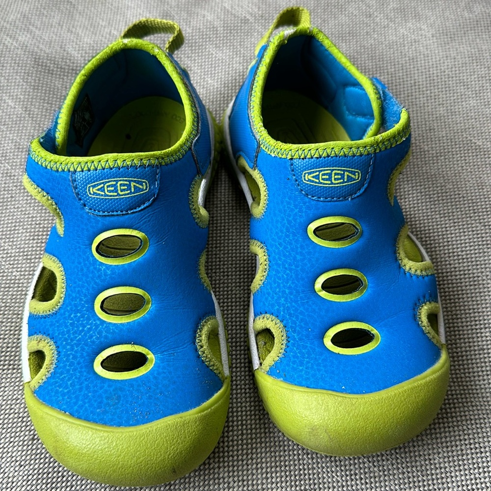 Keen kids water shoes 11T